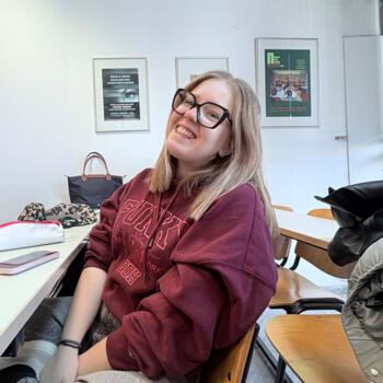 Babysitter Θεσσαλονίκη: Vicky