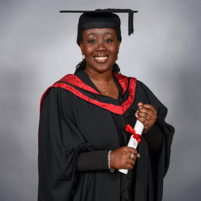 Babysitter in Manchester: Azelia