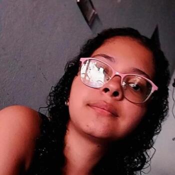 Babá em Primavera do Leste: Ana Caroline