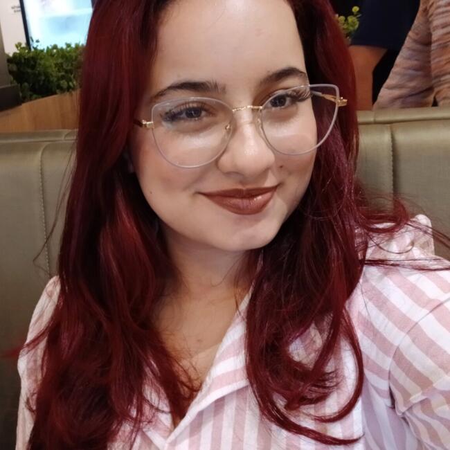 Babá em Vila Velha: Raquel