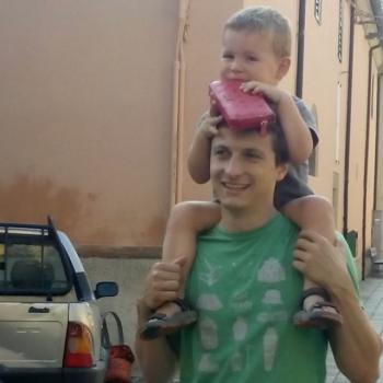 Lavoro per babysitter Bologna: lavoro per babysitter Mario Fornaroli