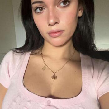 Babysitter in Bath: Zarah