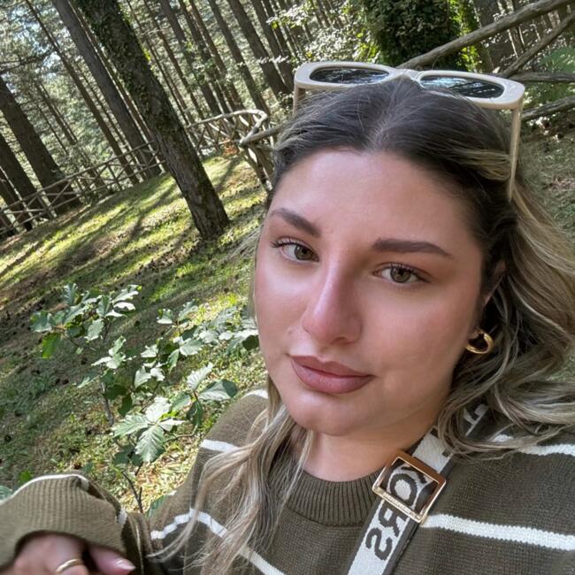 Babysitter a Catanzaro: Azzurra