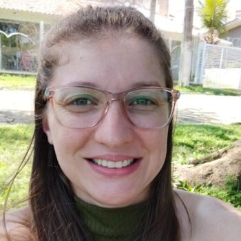 Babá Itajaí: Bruna