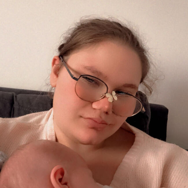 Babysitting job in Morancez: Gwennaelle