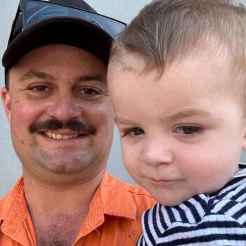 Babysitting job in Dubbo: babysitting job Ethan
