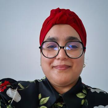 Babysitter in Lens: Fatima