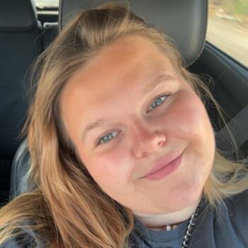 Babysitter in Lille: Lea