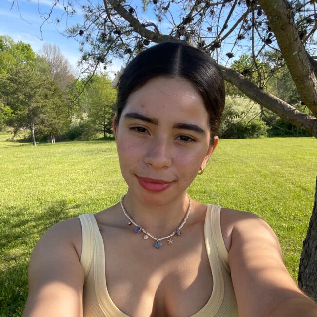 Babysitter in Vista Alegre: Valerie