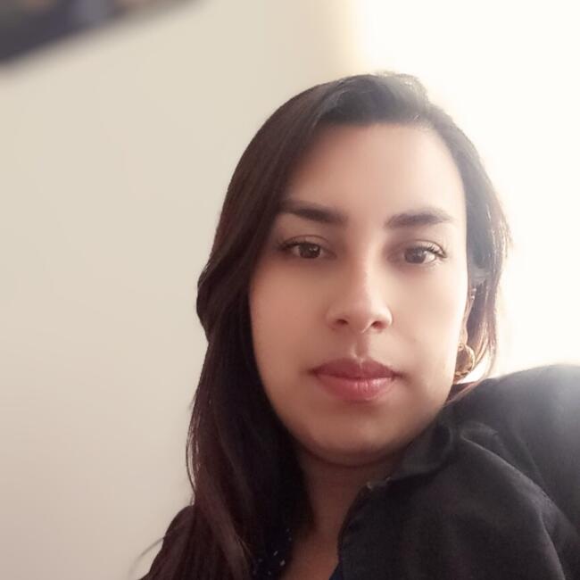 Babysitter in Olot: Angelica