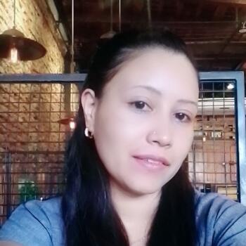 Babysitter in Gobernador Gálvez: Lidia