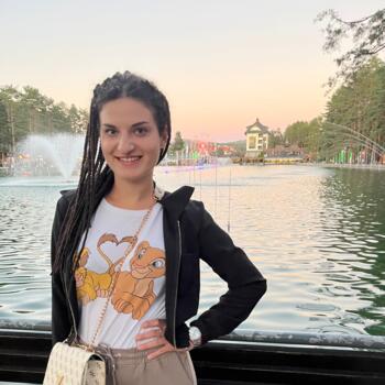 Bebisiterka Leštane: Emilija