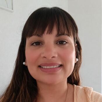 Nanny in Elche: Lorena
