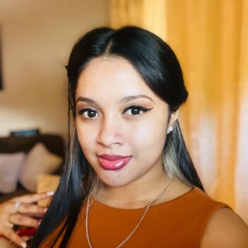 Babysitter in Miami: Anllelyn