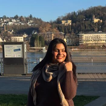 Babysitter in Frankfurt am Main: Durga