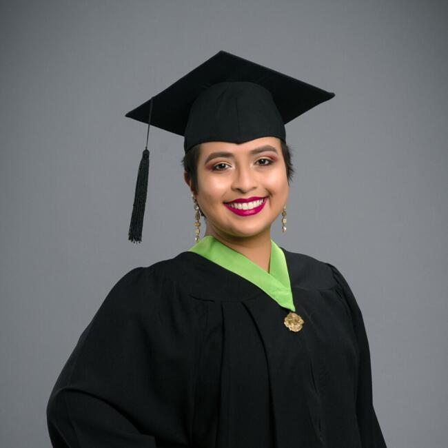 Babysitter in Panama City: Michelle