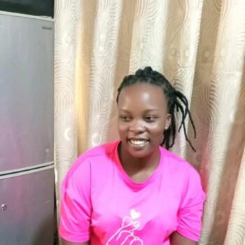 Babysitter in Doha: Nakachwa