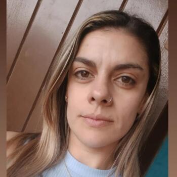 Babysitter Passo Fundo: Camila