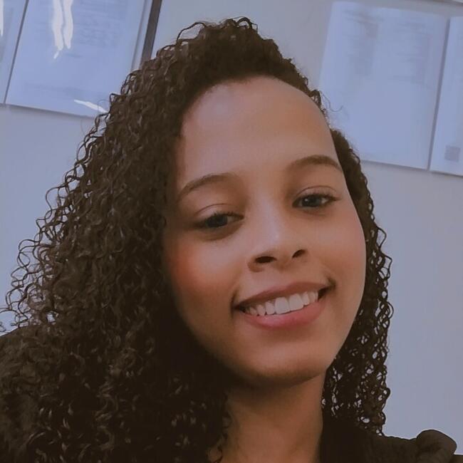 Emprego de babá em Serra: Nicole