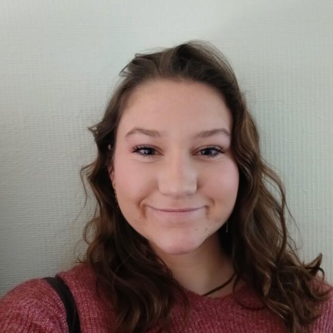 Babysitter in Draguignan: Capucine