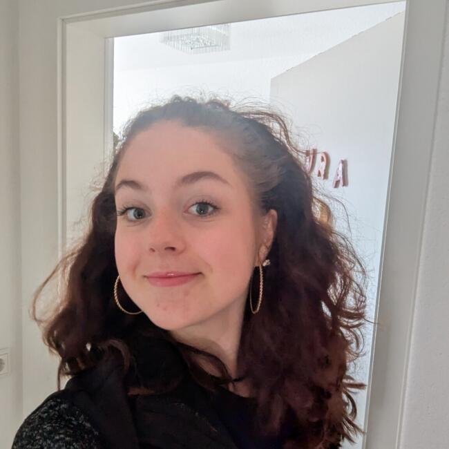 Babysitter in Ettenheim: Laura