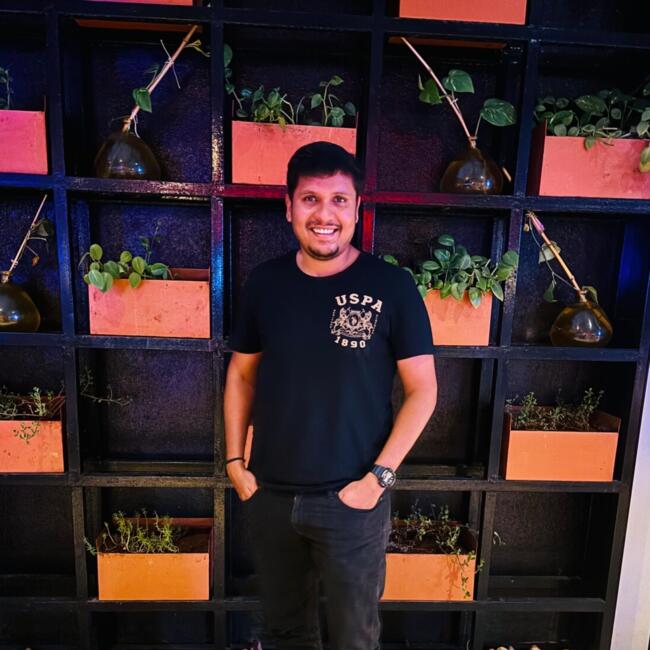 बंगलौर में बेबीसिटिंग की नौकरी: Sakthivel