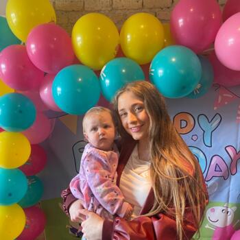 Babysitter in Tipperary: Máire