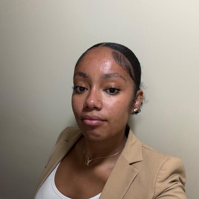 Babysitter in Crégy-lès-Meaux: Maylee