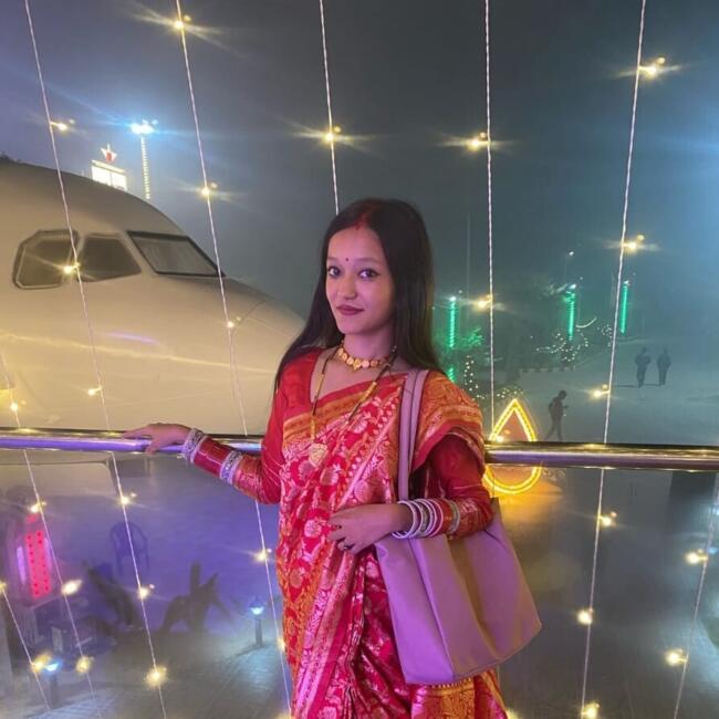 Babysitter in Ghaziabad: Shristi