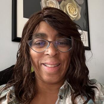 Nanny in Watertown: Mona