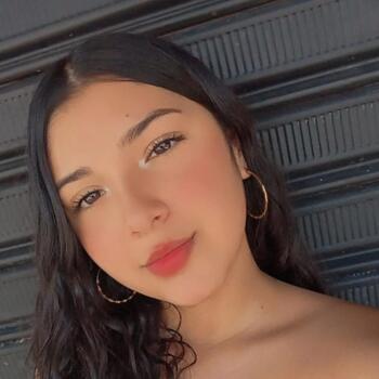 Babysitter στην περιοχή Armenia: Ximena