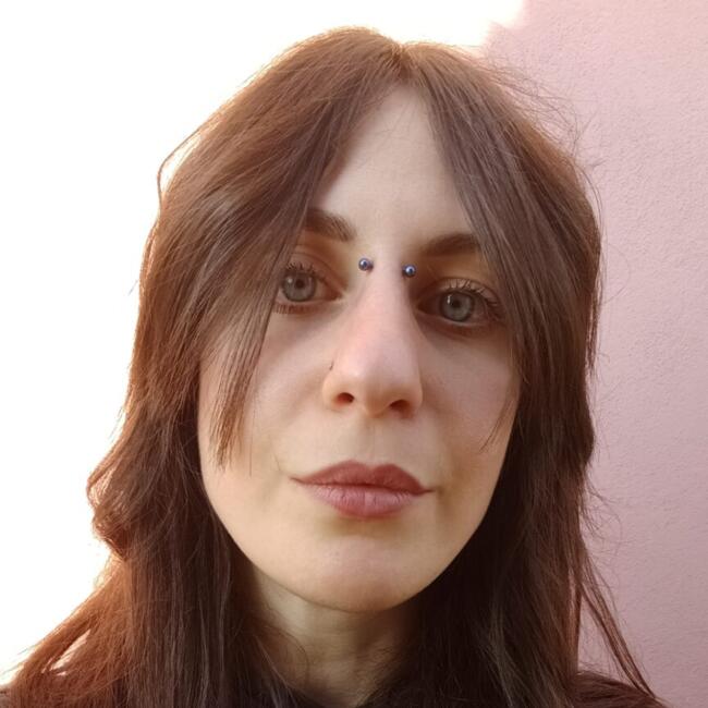 Babysitter in Manchester: Arianna