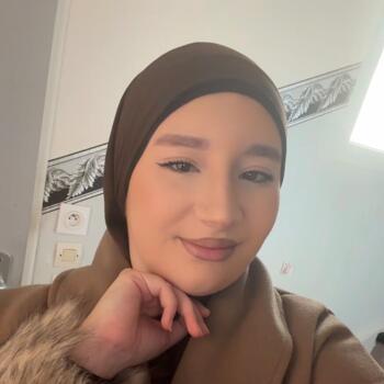 Baby-sitter Thonon-les-Bains: Dina