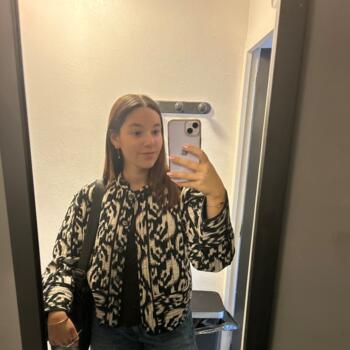 Babysitter in Martigues: Maelys