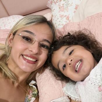 Babysitting job in Fortaleza: Letícia