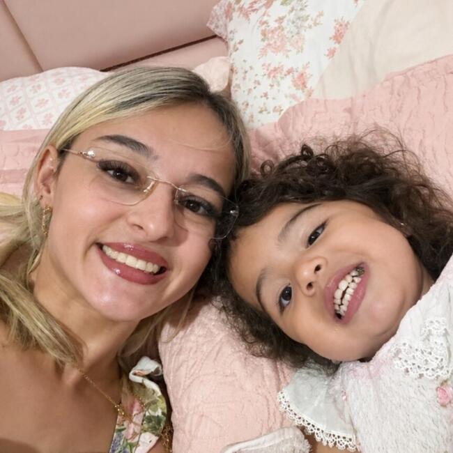 Babysitting job in Fortaleza: Letícia