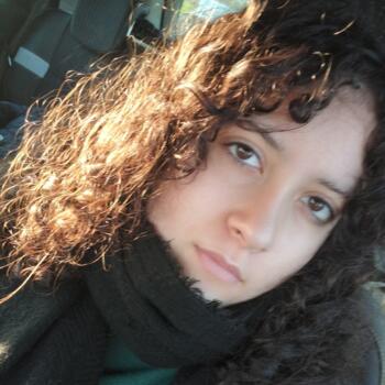 Babysitter in Brive-la-Gaillarde: Sibel