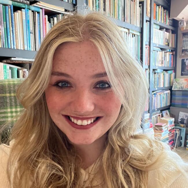 Babysitter in Dublin: Ellie