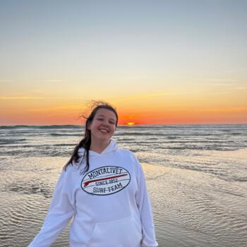 Babysitter in Talence: Léa