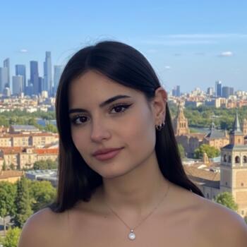 Babysitter in Burgos: Carolina