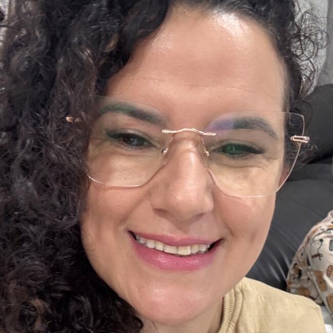 Babysitter in Vila Velha: Isabel