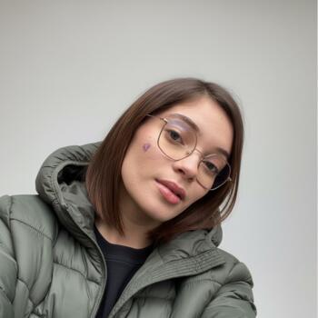 Babysitter in Onnaing: Thaynara