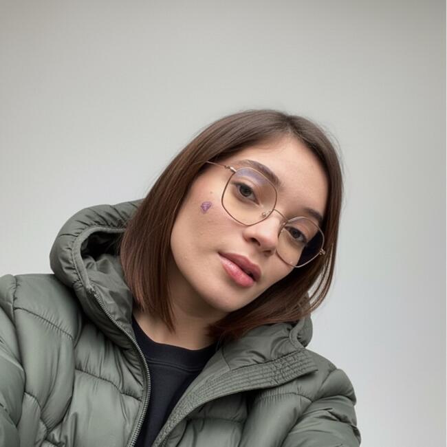 Babysitter in Onnaing: Thaynara