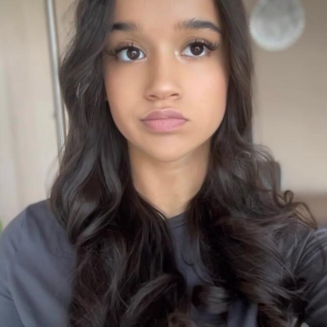 Babysitter in Épinay-sur-Seine: Ines