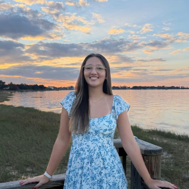 Babysitter in Kissimmee (Florida): Paola