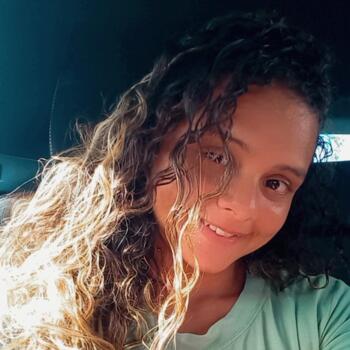 Babá em Extremoz: Clézia