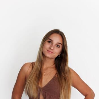 Babysitter in Joinville-le-Pont: Louane