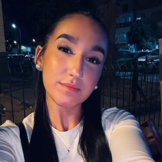 Babysitter in Alcalá de Guadaira: Erika