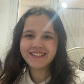 Babysitter in Saint-André-de-Roquelongue: Romane