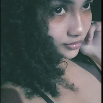 Babá em Porto Velho: Débora Belfort